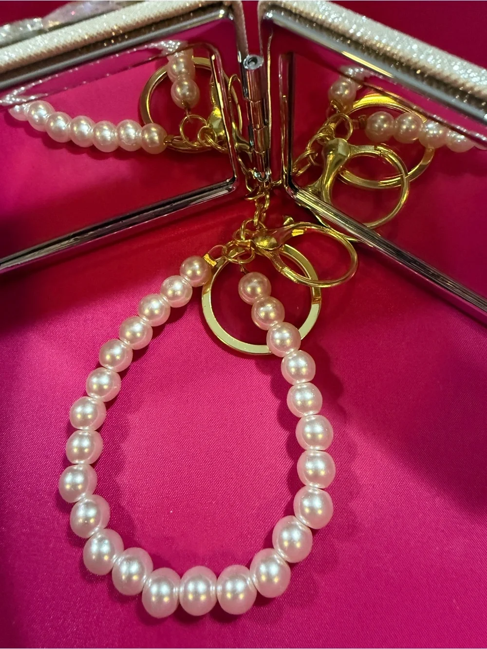 Bejeweled Pearl Wristlet Phone Case - Pink Mirror